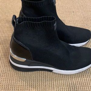 Michael kors fashion pull on high top sneakers